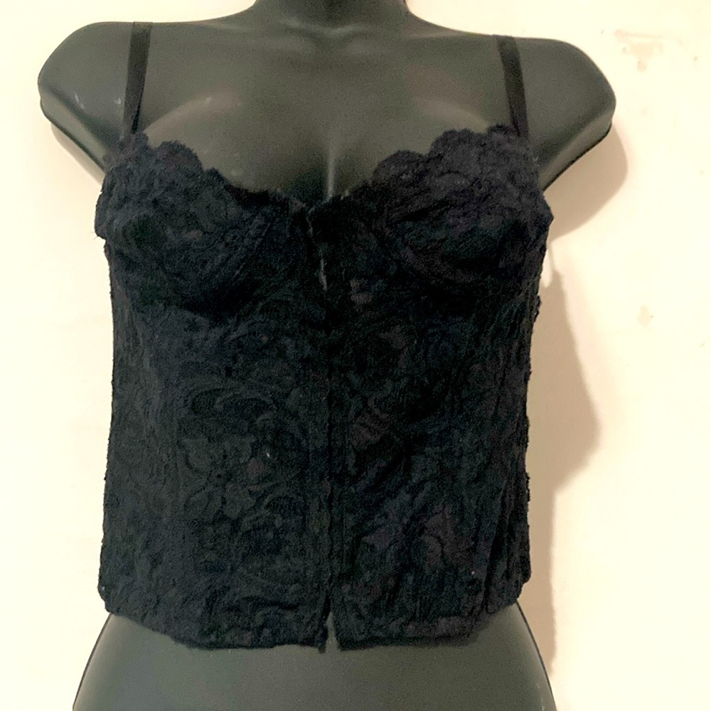 Vintage Black Lace Rose Corset w/ hook~n~eye secured front & back. Pre ~loved